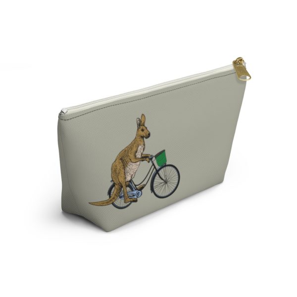 Kangaroo, Accessory Pouch - Image 15