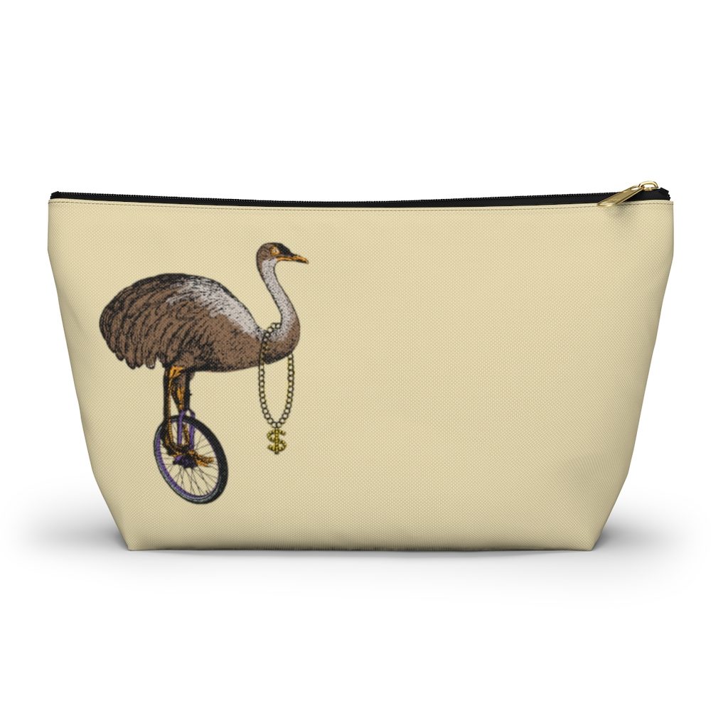 Emu, Accessory Pouch