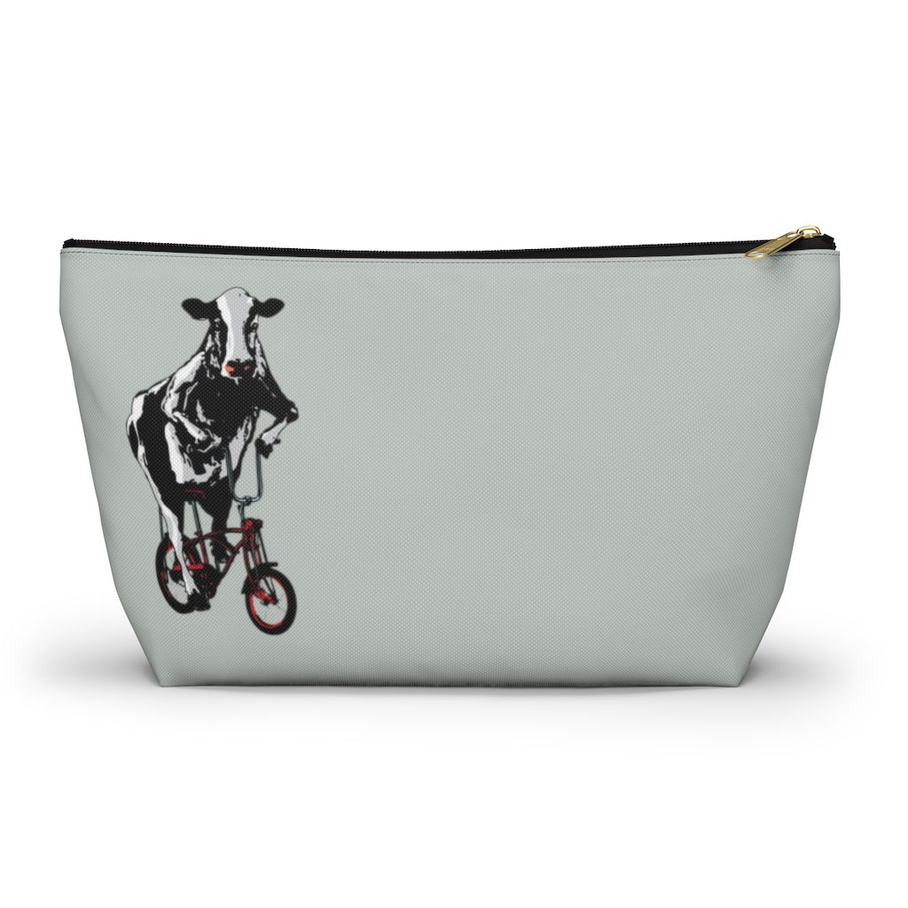 Cow, Accessory Pouch